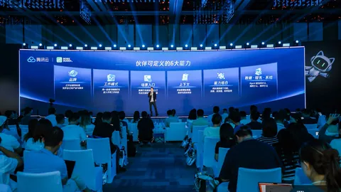 电竞战队新阵容，新葡京app，亮相，版本更新战力提升